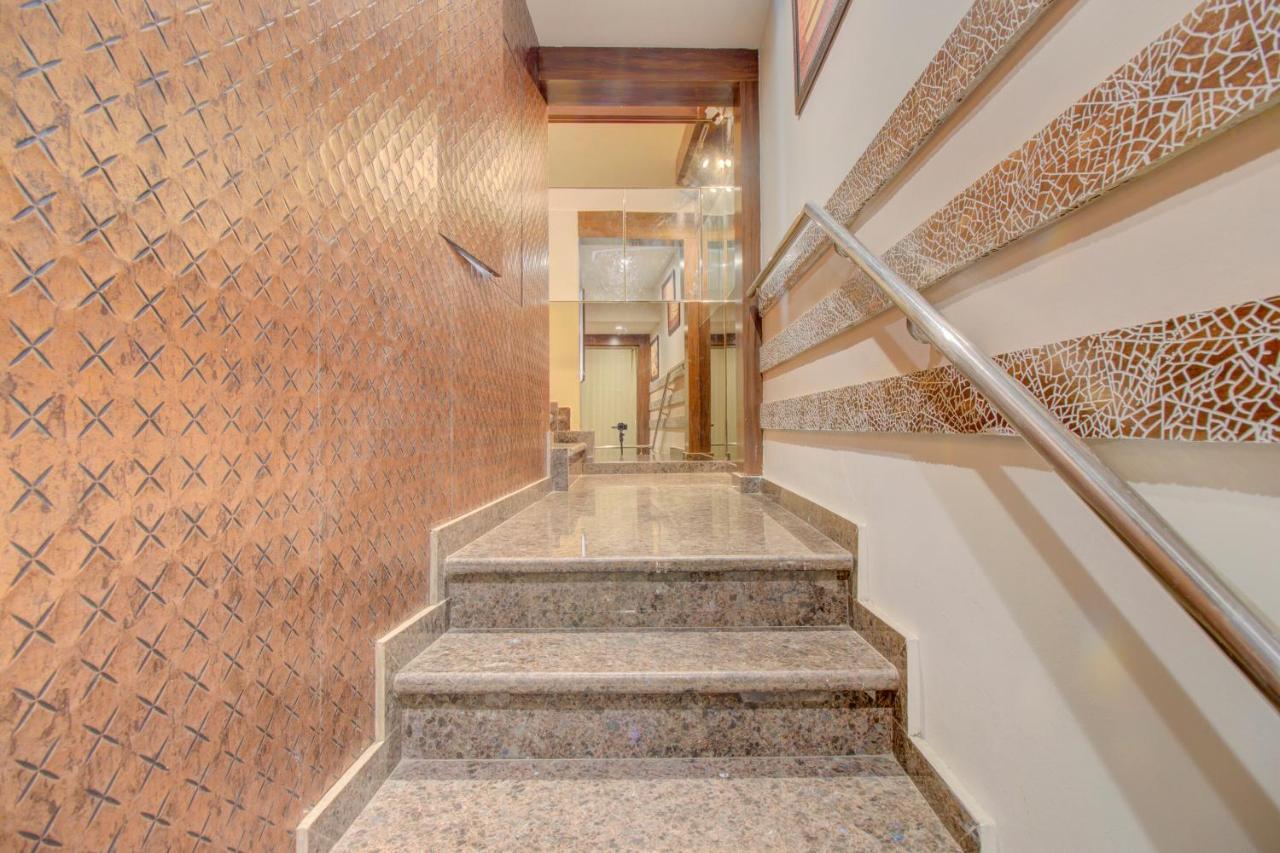مومباي Oyo 76180 Hotel Meriton المظهر الخارجي الصورة