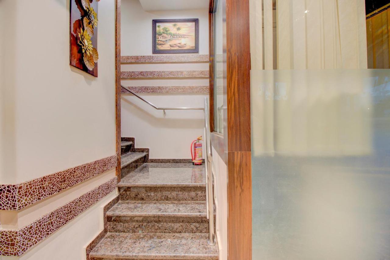 مومباي Oyo 76180 Hotel Meriton المظهر الخارجي الصورة