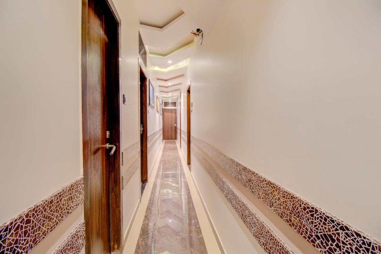 مومباي Oyo 76180 Hotel Meriton المظهر الخارجي الصورة